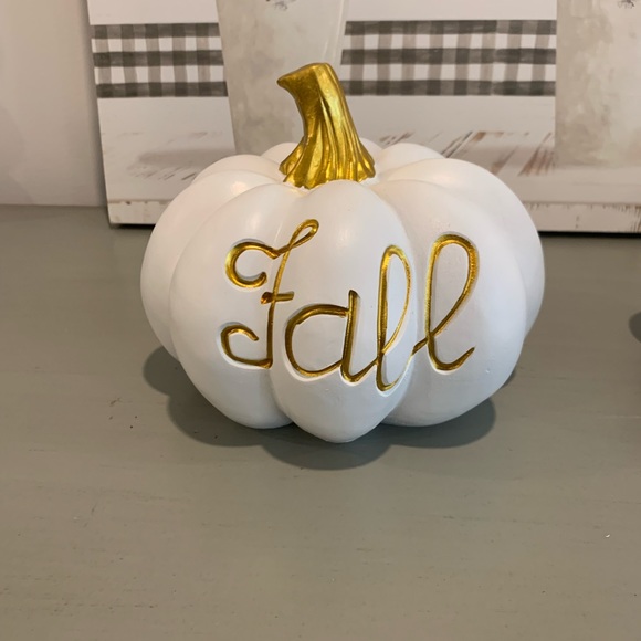 Fall Decor - 3 Piece Pumpkin Set - Picture 3 of 4